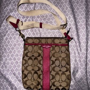 Vintage Coach Jacquard File Crossbody